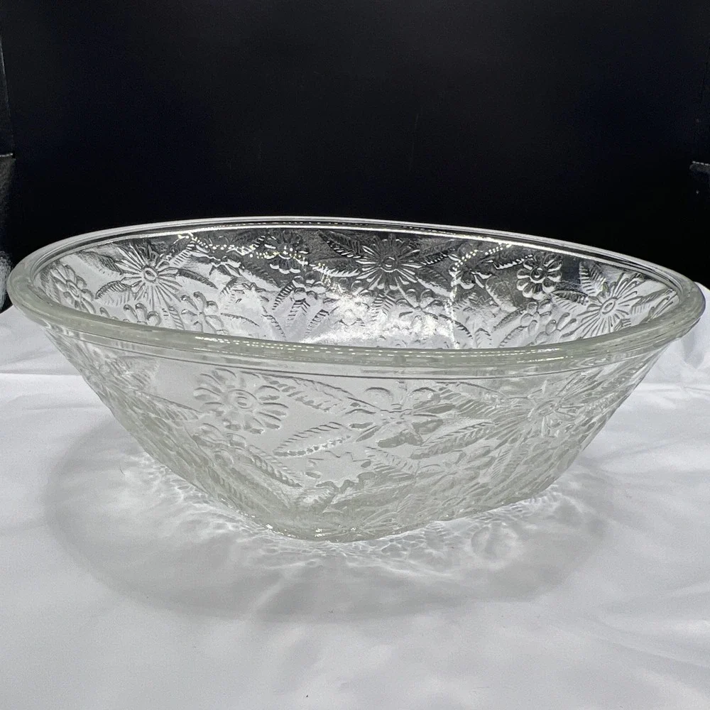 Vintage Indiana Glass 618 Pineapple Floral 7.5 Salad Bowl Clear Depression Glass